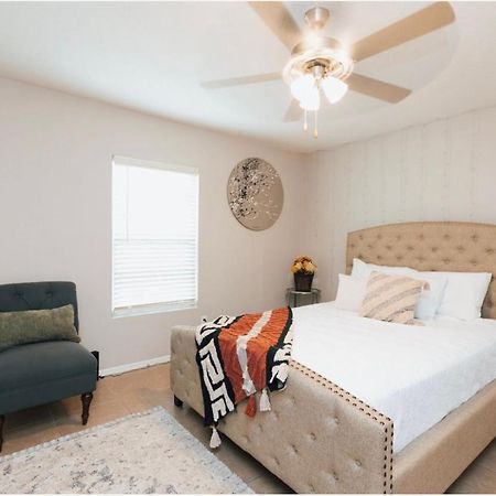 Enticing 1Br Apartment In The Heart Of The Heights Houston Exterior photo